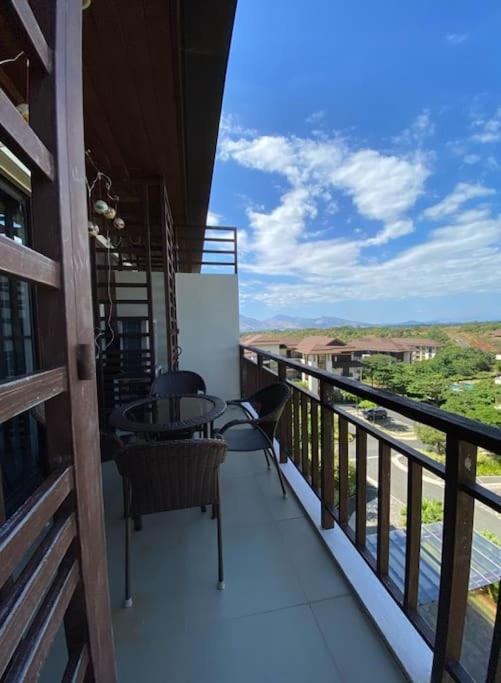 Ferienwohnung Anvaya Cove Penthouse Unit 10-2 Br. Morong  Exterior foto